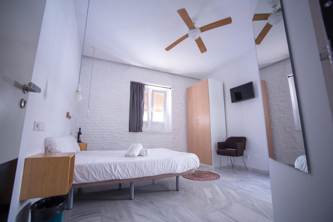 The Nomad Hostel&Pension Sevilla Eksteriør bilde