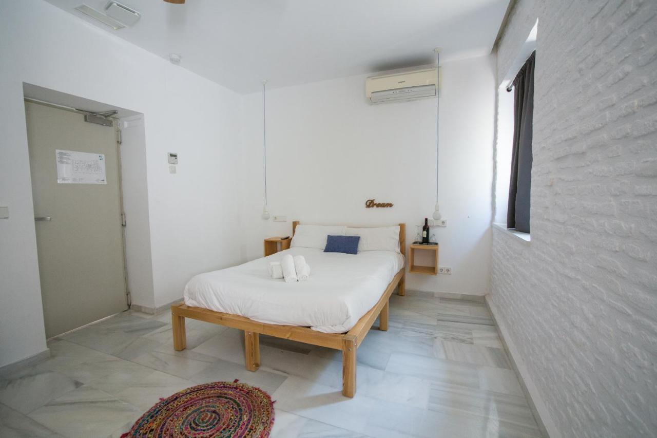 The Nomad Hostel&Pension Sevilla Eksteriør bilde